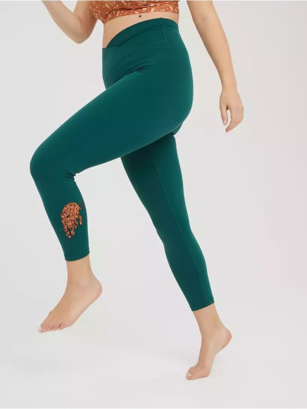 Aerie Offline Leggings x Aly Raisman Green Crossover Leggings Animal Print M